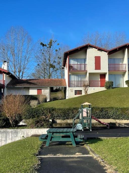 Ferienwohnung Adour Piscine Vue Montagnes Souraïde Exterior foto